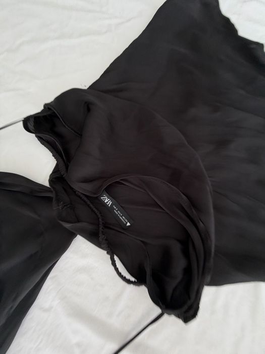Дамски топ GUESS, рокля Zara и Michael Kors