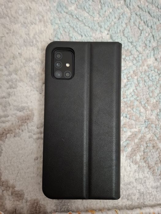 Срочно Продам телефон