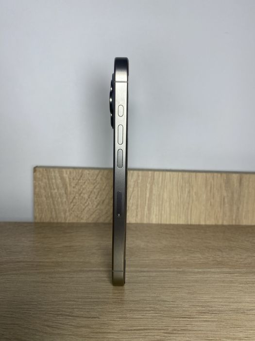 КАТО НОВ Iphone 15 pro 100% 128bg