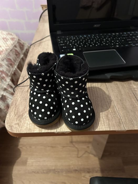 Уги для малыша 21 размера