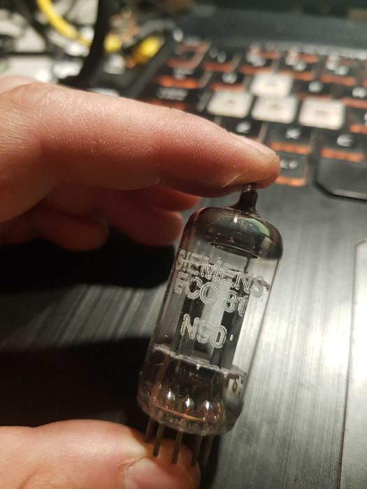 Tuburi lampi electronice 6N1P 6N2P PY88 EL86 EF80 6J1P PCH200 PL36