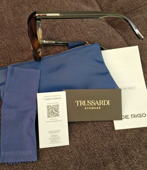 Trussardi чисто нови слънчеви очила