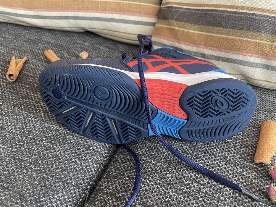 Маратонки Asics, номер 36