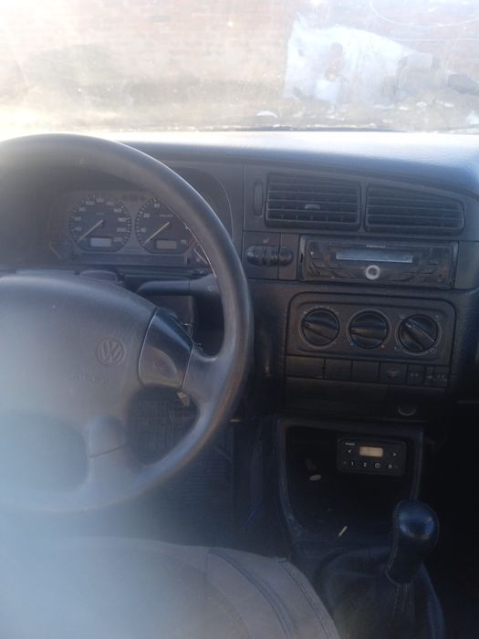 Гольф 3 , 1,8 моно