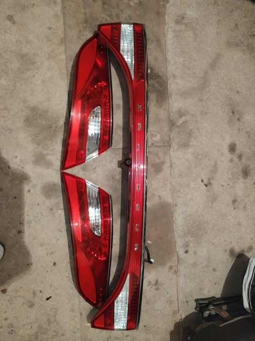 Хундай Градеур 2011