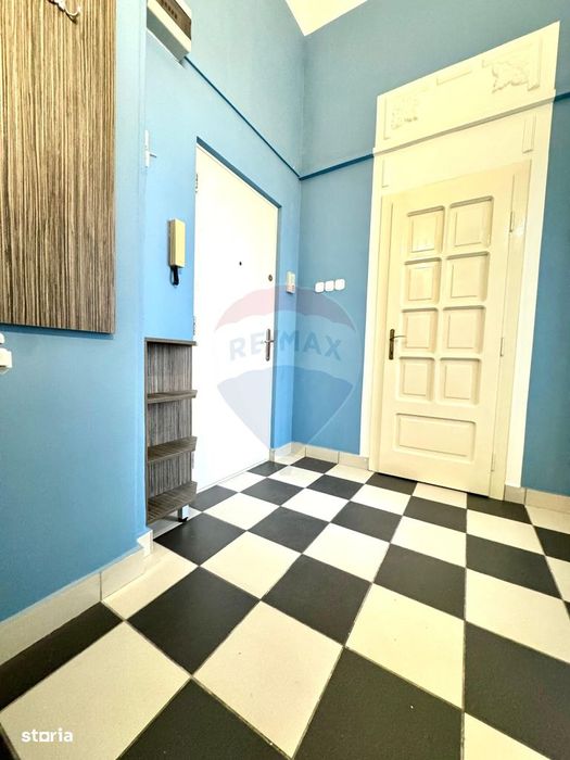 Apartament cu 2 camere de vânzare în zona Ultracentral