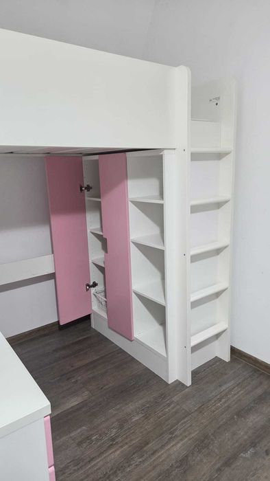 Mobila IKEA pentru copii (pat supraetajat + birou + dulap)