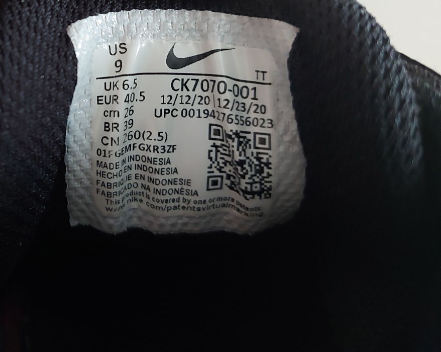 Nike Air max 95 , 40 номер стелка 25см.Реално 39