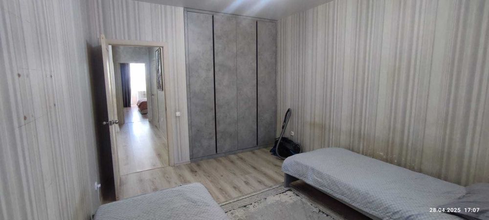 3-комн Береке, д.52  6/9 98 м2