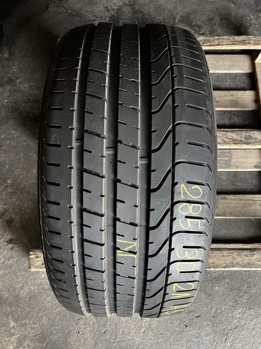 1 anvelopa vara 305/40/20 , Pirelli , 6.4 mm , DOT 2020 , OEM BMW X5  X6 !
