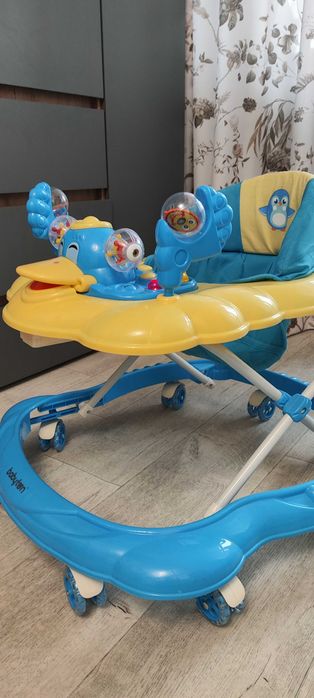 Продам ходунки детские