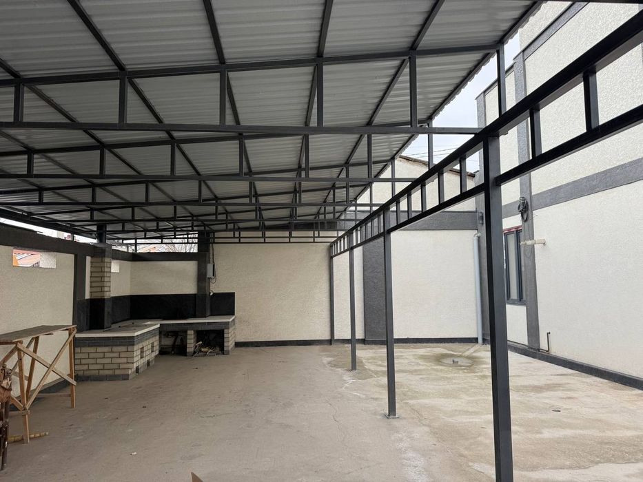 Продаётся новый хай-тек дом в Янгиабаде