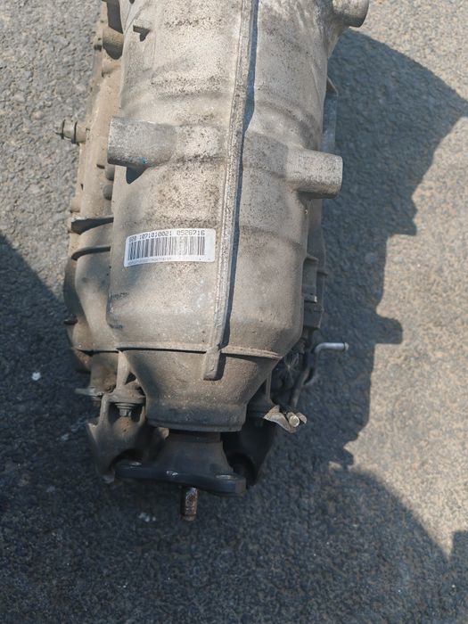 Cutie automata BMW e90 320d M47