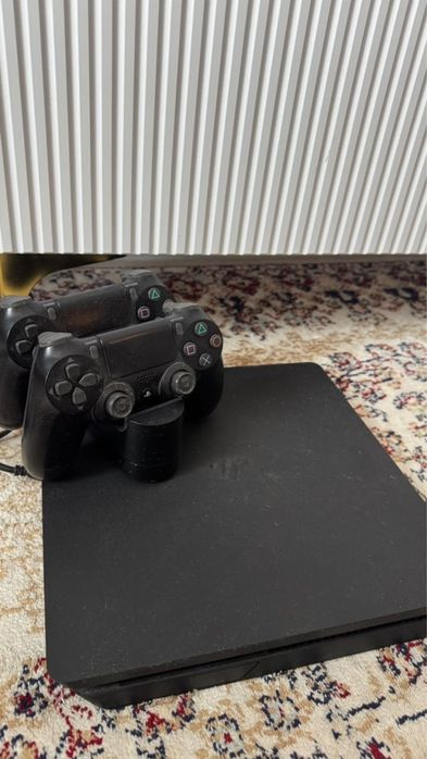 PlayStation4 slim