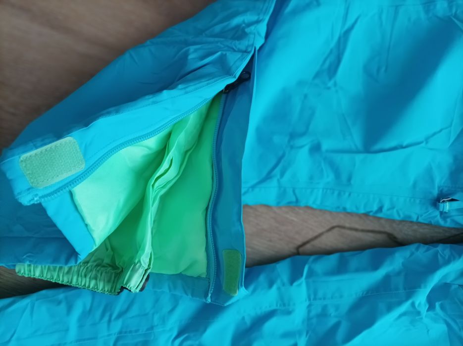 Комплект за 13-14год момиче за зимни спортове