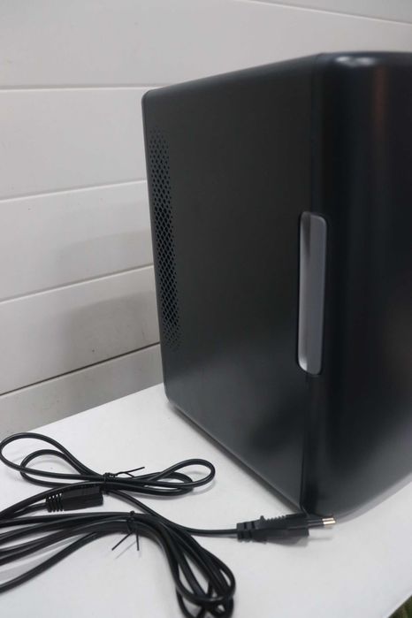 AstroAI Мини хладилник 2.0 Gen, 6 литра/8 кутии, малък хладилник