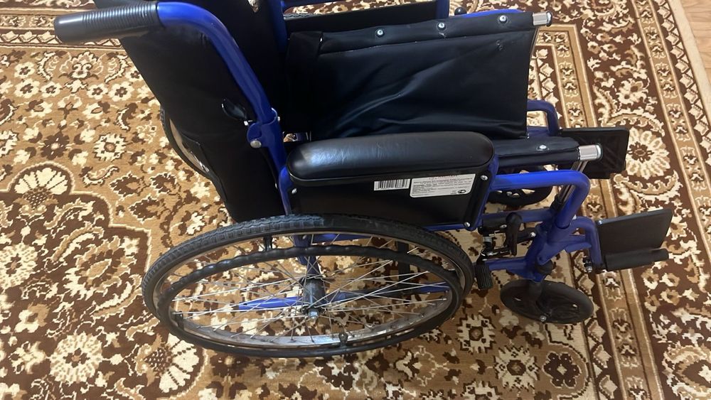 Коляска для инвалидов