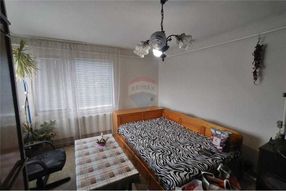 Продава се Етаж от къща в Велики Преслав - 95 кв.м за 641 €/кв.м - Снимка #8