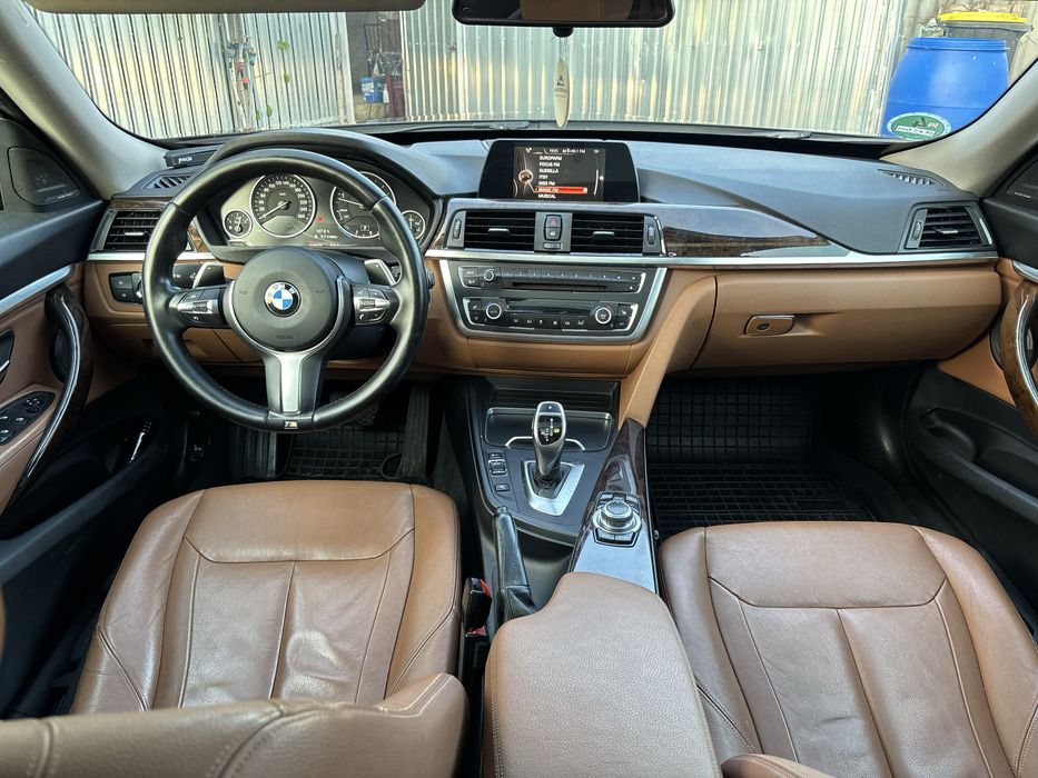 Bmw F34 320d 2015 automat, luxury line, harman kardon
