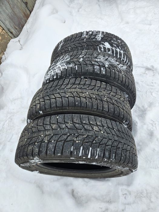 Продам резину в отличном состянии липучка