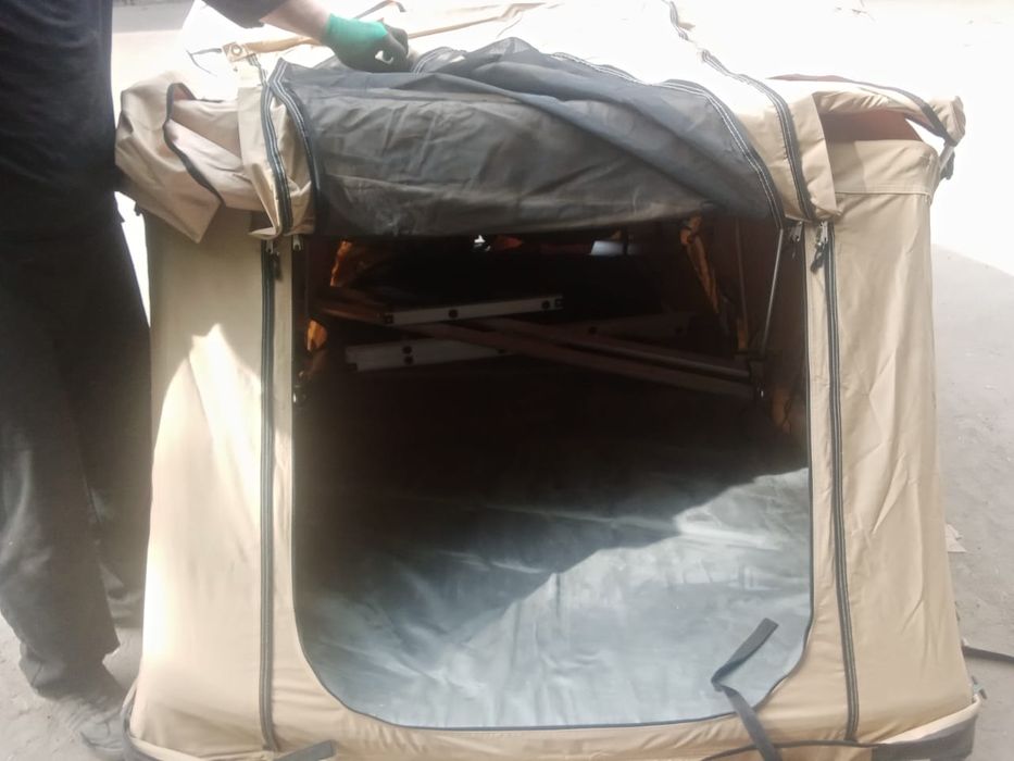 Продам палатку пр-тво Россия