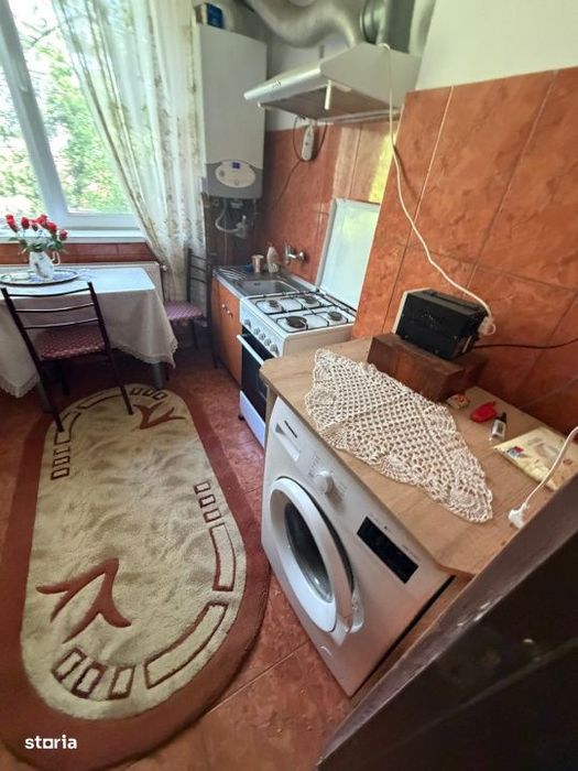 Apartament 2 camere decomandat , et 1 pentru inchiriere, centru Filias