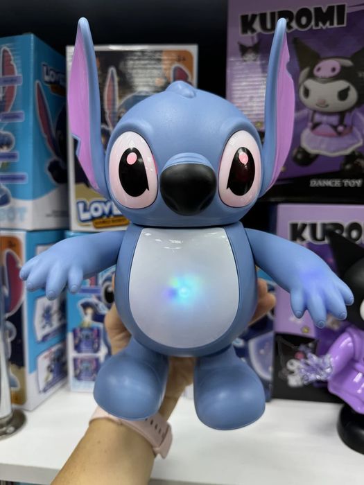 Интерактивен пеещ и танцуващ Стич, Фигурка Стич със Светлина, движение