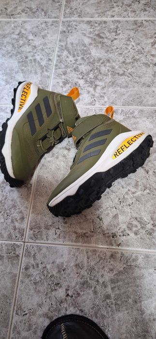 Боти, сандали Adidas 31 номер