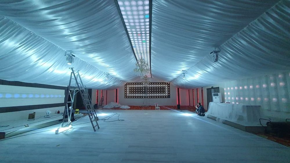 Canapele club lumini pixel led drapaj sala evenimente