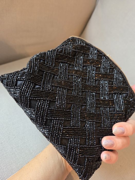 Дизайнерска вечерна чантичка с мъниста