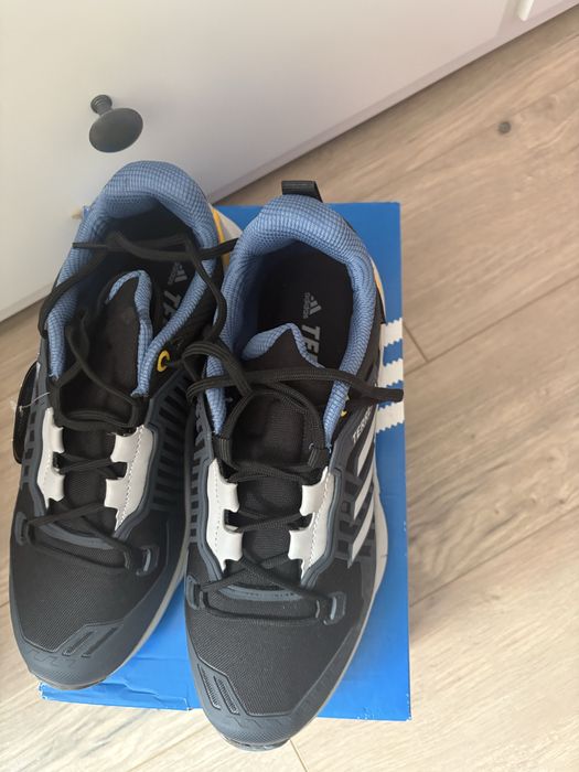 Adidas Terrex маратонки