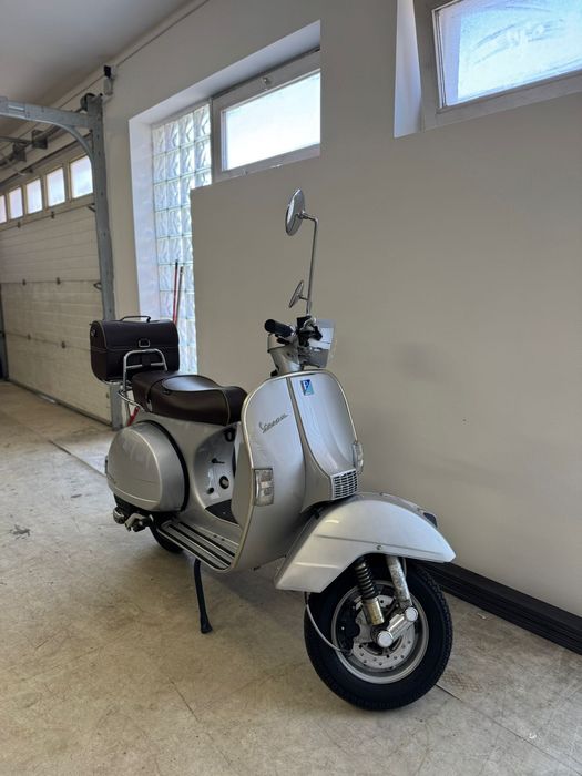 Vespa PX 150 70th Anniversary