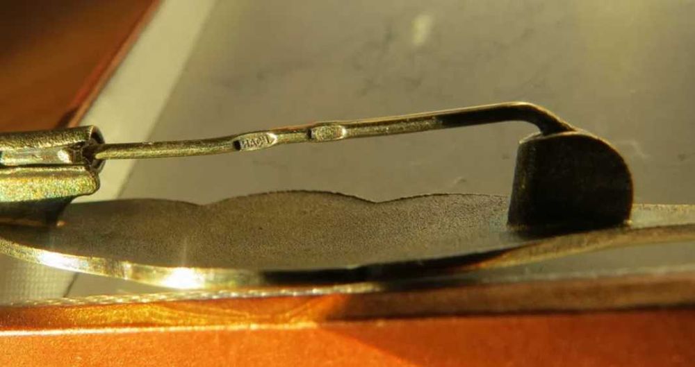 Broșa Rusia argint aur nielo