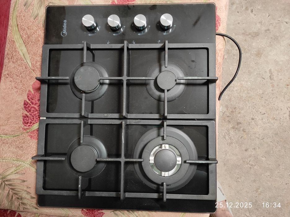 Продам встраиваемую варочную поверхность "MIDEA"