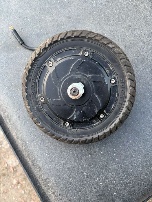 Vând motor pentru trotineta electrica gucookirin se max 500w