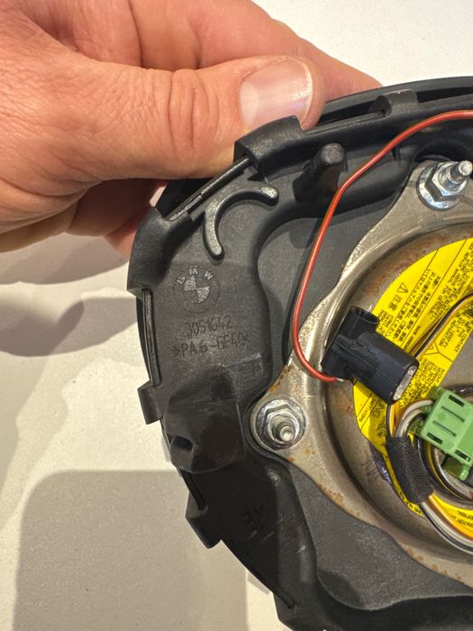 BMW E90 E91 airbag BMW airbag