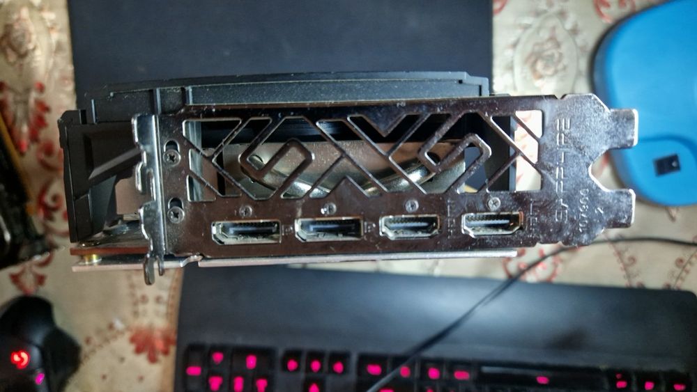 Vand placa video RX 5700 XT