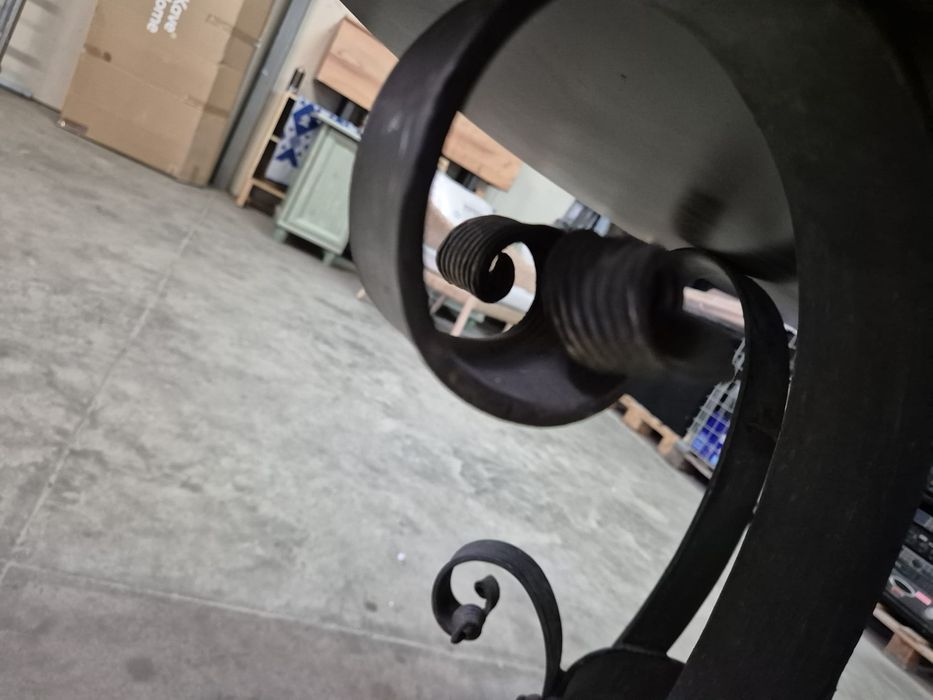 Маса от закалено стъкло, плот Kave Home