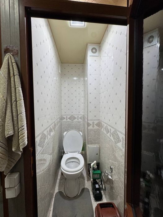 Зудлик билан сотилади 2 хона пере 3 хона 3 этаж 9 эт дом Беруний