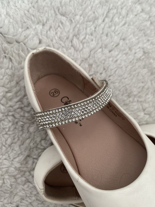 Sandale fetita elegante, marime 26, alb