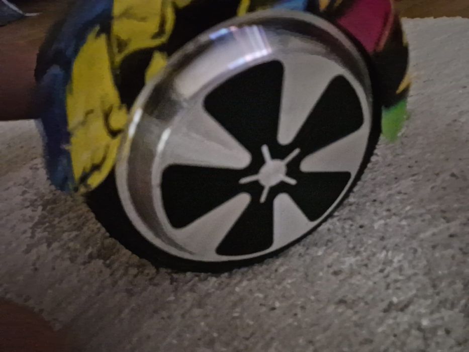 Vând hoverbord nou
