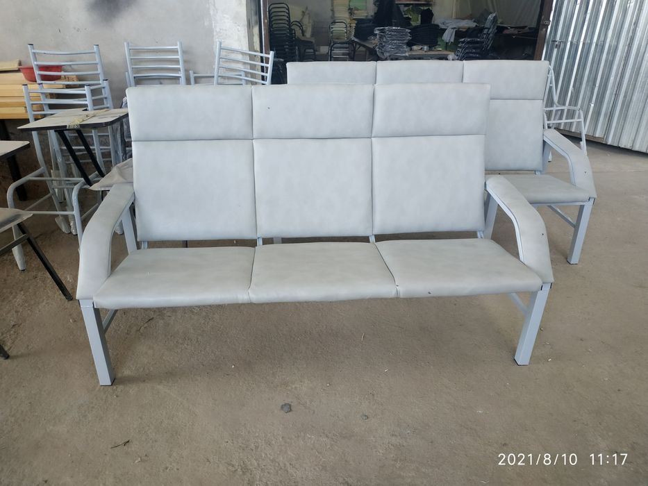 Стулья Турон от 100000.до140000