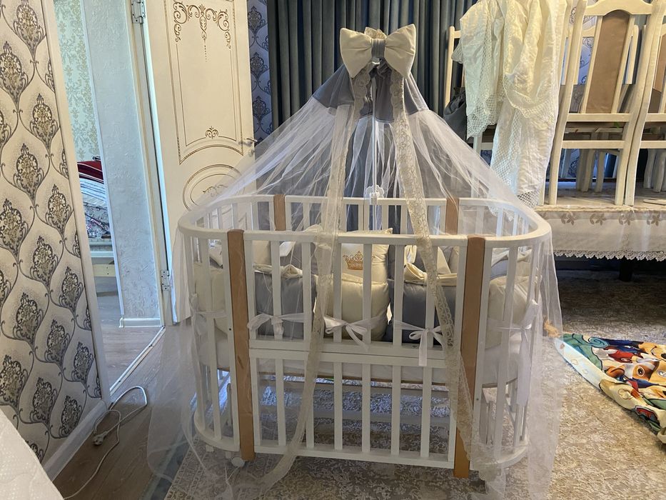 Детская кровать с бортиками