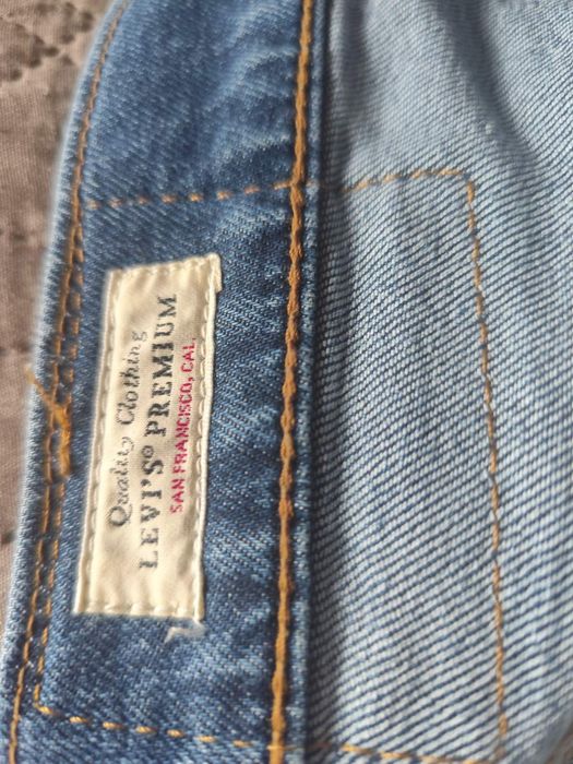 2  Чифта Дънки Levi Strauss (34 номер)