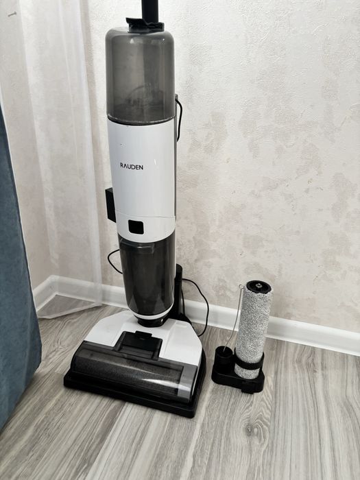 пылесос RAUDEN.