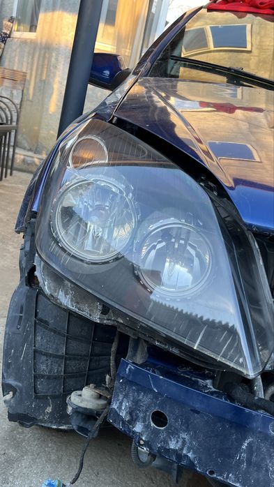 Dezmembrez Opel Astra H 1.6 105cp, cod culoare Z 21B