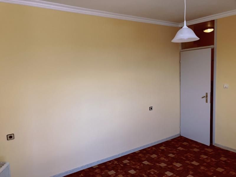 Дава се под наем Двустаен апартамент в София, Люлин 3 - 65 кв.м за 399 € - Снимка #2