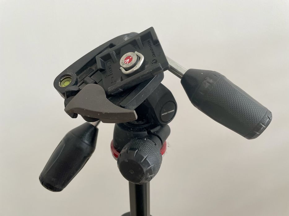 Manfrotto 290 Dual + голова MH804-3W, оригинал