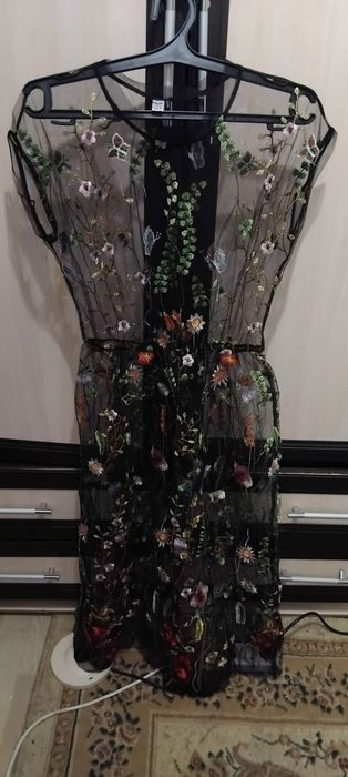 Продам новое платье