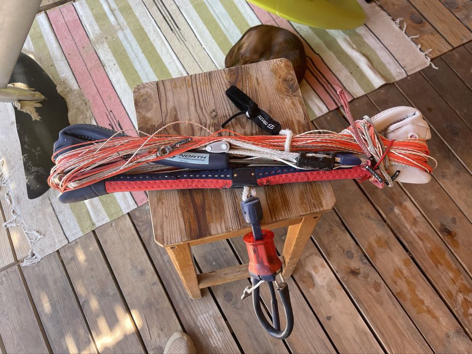 Duotone Click Bar / North Trust Bar